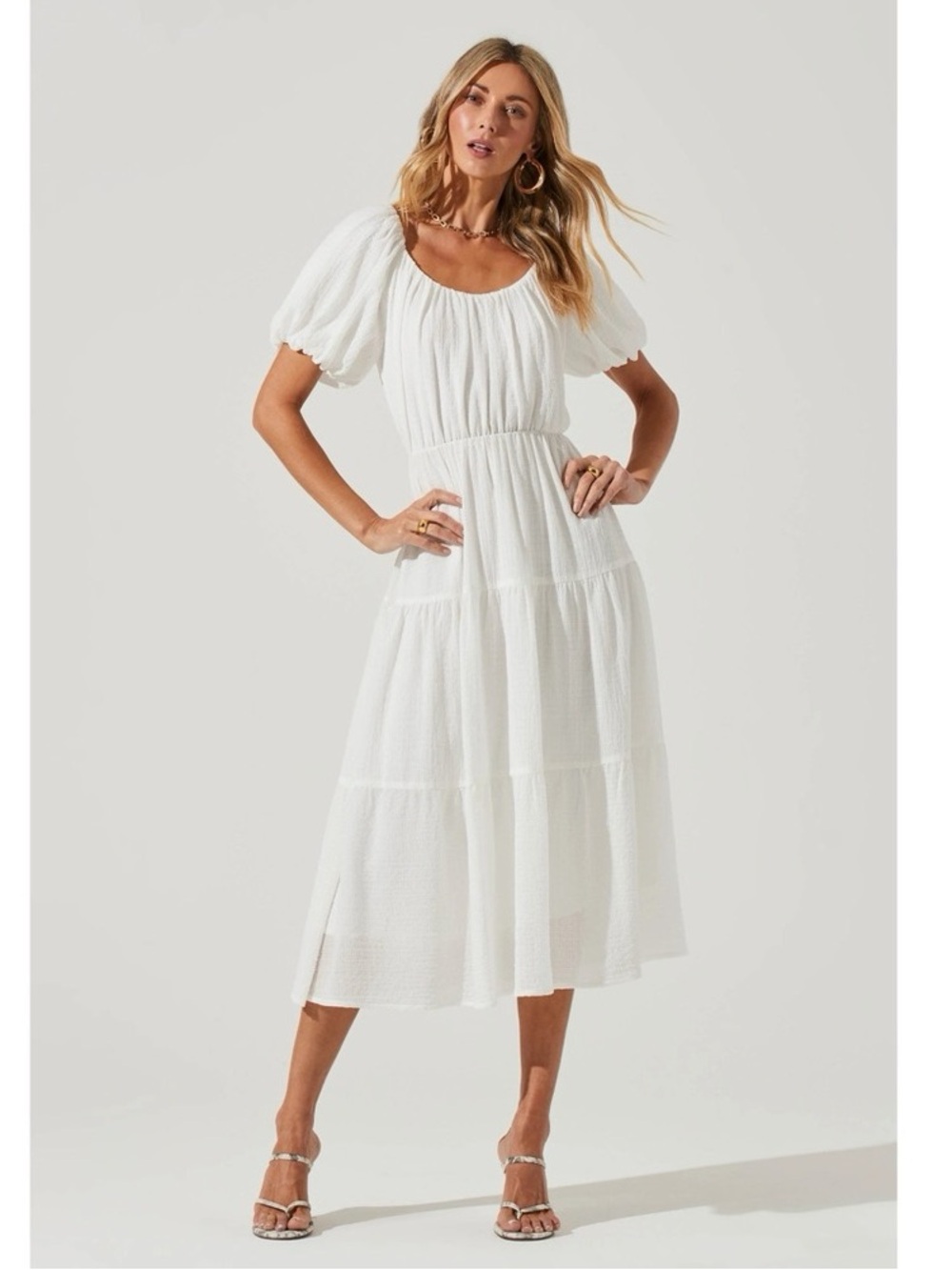 ASTR the Label Tiered Short Sleeve Gauzy White Dress size Medium